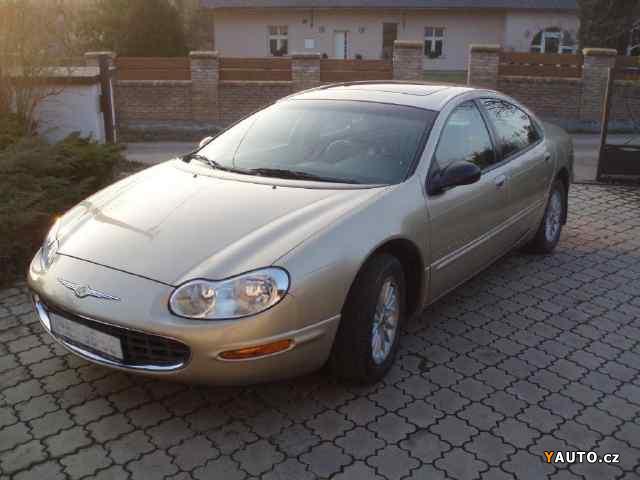 Chrysler Concorde 3,2 24V LXi limuzína
