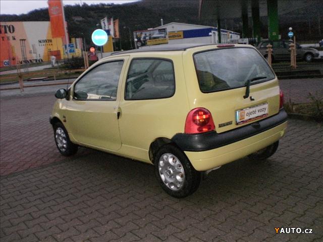 Renault Twingo 1.2   Plátěná střecha
