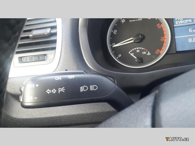 Škoda Fabia II MAX VÝBAVA+WEBASTO NA D.O. hatchback