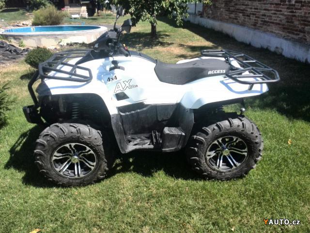 Max 700 EFI 4x4 čtyřkolka
