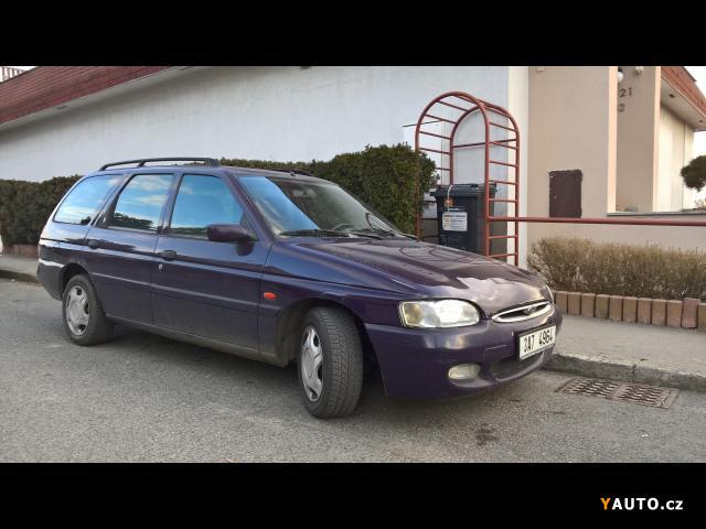 Ford Escort Ghia 16V Zetec kombi