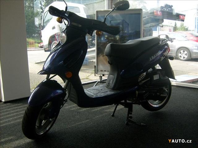 Ostatní . ADAMS 125 skútr