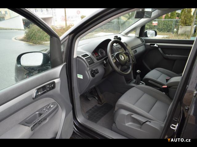 Volkswagen Touran 1.9TDi 77KW Manuál Park.asiste MPV
