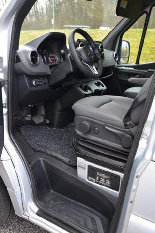 Ostatní 317 9G Camper - vestavba obytná vestavba - Foto 7