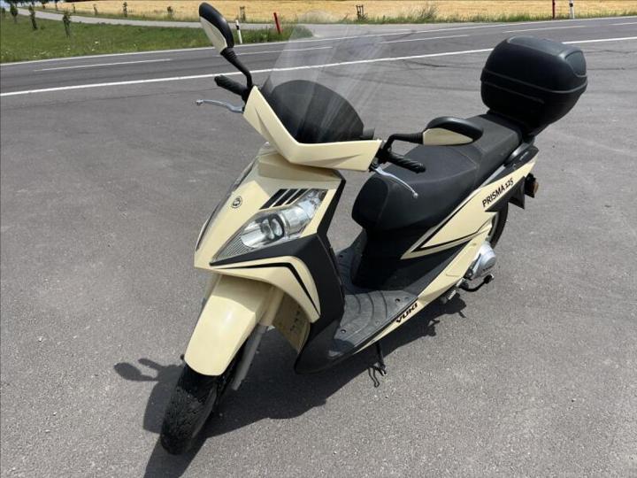 Vůz s VIN L5YTCJPA9G1129215
