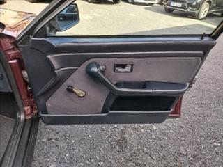 Audi 80 2,0 i originál bez zásahů sedan - Foto 24