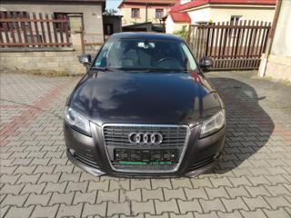 Audi A3 2,0 TDI SPORTBACK 1.MAJITEL hatchback