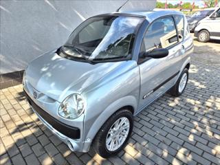 Aixam A721 0,4 Aixam A721 od 15 Let řp AM hatchback