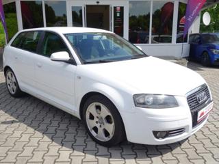 Audi A3 2.0TDI 103kW QUATTRO -S.KNIHA hatchback