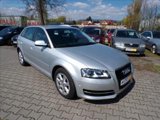 Audi A3 1,6 TDI  SPORTBACK,XENONY hatchback