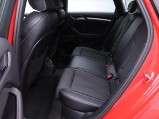 Audi A3 2,0 TDI 110kW Quattro CZ hatchback - Foto 16