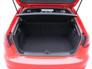 Audi A3 2,0 TDI 110kW Quattro CZ hatchback - Foto 10