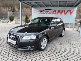Audi A3 1,6 TDI,XENON,VÝHŘEV,  Sportback hatchback