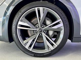 Audi A6 Allroad 50 TDI QUATTRO, VZDUCH, WEBASTO, EL. TAŽNÉ kombi - Foto 8