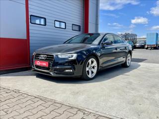 Audi A5 2,0 TDi QUATTRO / NAVI / KLIMA liftback