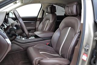 Audi A8 4.2 TDI/V8/Design-Selection/CZ limuzína - Foto 12