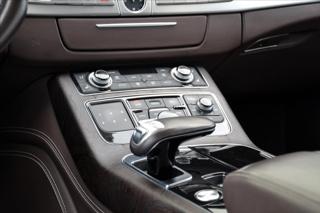 Audi A8 4.2 TDI/V8/Design-Selection/CZ limuzína - Foto 26