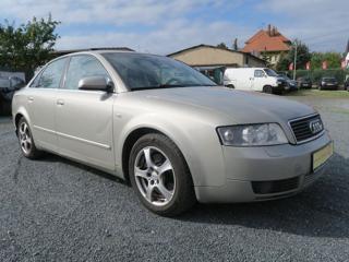 Audi A4 3.0i V6 4X4 162 kW KOUPENO CZ sedan