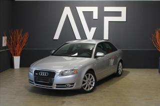 Audi A4 2.0TDI*S-LINE*MANUÁL*PDC sedan