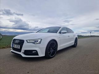 Audi A5 2,0   140KW Quattro-S line 106.700km sedan