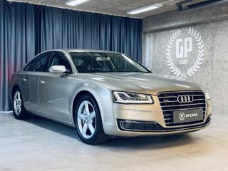 Audi A8 4.0*V8*4x4*TFSI*VZDUCH*MASÁŽ* sedan