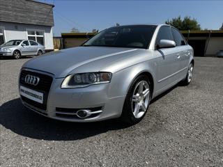 Audi A4 3,0 TDI-QUATTRO-TIPTRONIC sedan