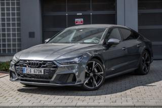 Audi A7 S-Line 50TFSIe 220kW sedan