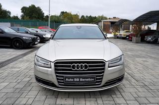 Audi A8 3.0 TDI Quattro/Tiptr./Led/20" sedan