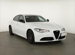 Alfa Romeo Giulia 2.0 Turbo 147kW sedan