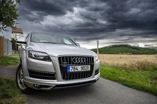 Audi Q7 3,0   tdi S line. kombi