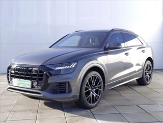 Audi Q8 3,0 55 TFSI quattro Koup ČR 1m SUV