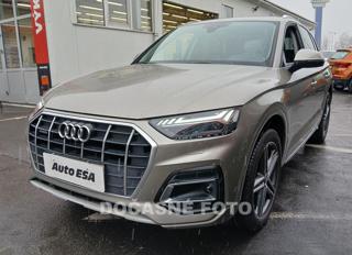 Audi Q5 2.0, 1.maj, ČR SUV