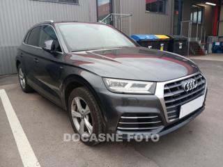 Audi Q5 2.0TDi SUV