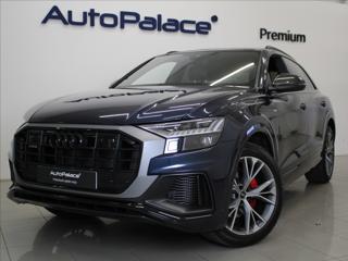 Audi Q8 3,0 55TFSi S-Line Black CARBON SUV