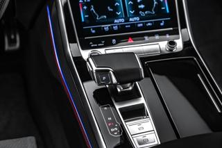 Audi Q8 50TDI Q S-line Matrix Vzduch B SUV - Foto 18