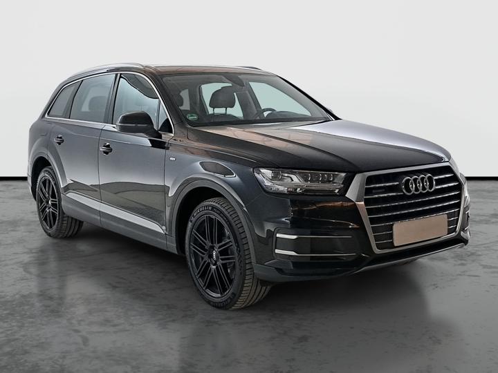 Audi Q7 - ilustrační obrázek