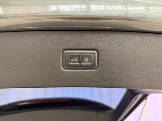 Audi Q7 3.0TDI 200KW QUATTRO S-LINE, VZDUCH, EL. TAŽNÉ SUV - Foto 27
