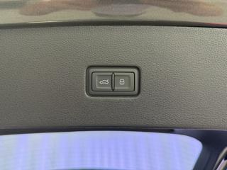 Audi Q8 50TDI QUATTRO S-LINE, WEBASTO, B&O, PANO, MASÁŽE SUV - Foto 36