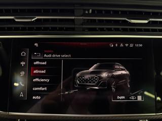 Audi Q8 50 TDI QUATTRO, S-LINE, MASÁŽE, VZDUCH, EL.TAŽNÉ SUV - Foto 17
