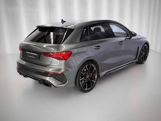 Audi RS 3 QUATTRO, B&O, HUD, VIRTUAL, SPORT. VÝFUKY hatchback - Foto 6
