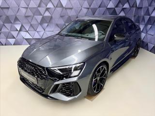 Audi RS 3 QUATTRO, CERAMIC, VIRTUAL, MATRIX, BANG&OLUFSEN sedan