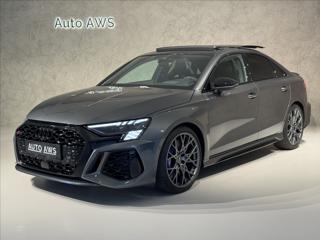 Audi RS 3 2,5 TFSi  Performance 1 of 300 sedan