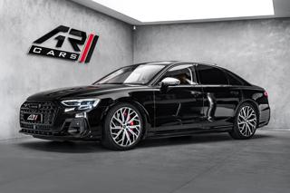 Audi S8 Exclusive masáže Pano HuD sedan