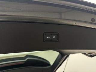 Audi SQ7 4,0 CERAMIC 7MÍST NV MASÁŽ TZ SUV - Foto 50