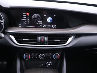 Alfa Romeo Stelvio 2,0 TBi 148kW Aut. Q4 Super SUV - Foto 19