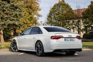 Audi S8 2017, 3993 ccm, 445 kW, benzin sedan - Foto 7