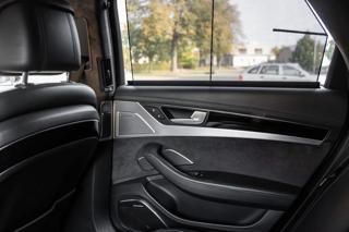 Audi S8 2017, 3993 ccm, 445 kW, benzin sedan - Foto 24