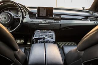 Audi S8 2017, 3993 ccm, 445 kW, benzin sedan - Foto 14