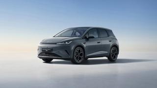 BYD Dolphin G DM-i 1,5 FWD 156 kW  + 18,3 kWh  COMFORT hatchback