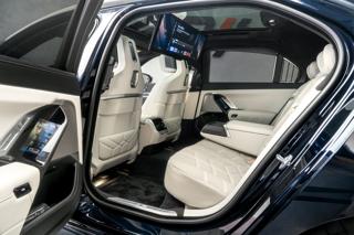 BMW i7 60 M-Sport Individual Theatre sedan - Foto 14
